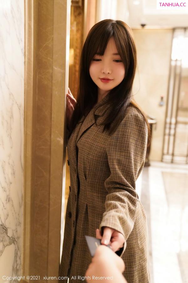 黄米妮  米妮大萌萌 [XiuRen]高清写真图 2021.01.06 No.2977 糯美子Mini第12张图片